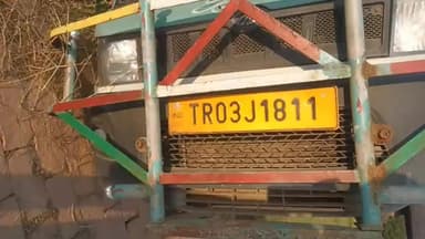 জামপুইজলা: উল্টে গেলো ধান বুঝাই লড়ি,অল্পেতে রক্ষা পেল চালক ঘটনা ইটভাট্টা