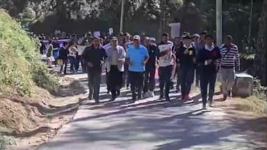 श्रीनगर: राष्ट्रीय एकता दिवस पर जनपद के सभी थानों द्वारा आयोजित 'रन फॉर यूनिटी' कार्यक्रम