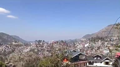 सोलन: अध्यापिका पर नशा करके स्कूल आने के आरोप, कार्रवाई की उठी मांग