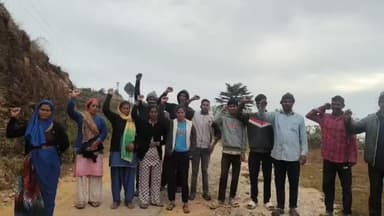 बाराकोट: बाराकोट के चामी चौमेल में शहीद के नाम मोटर मार्ग में डामरीकरण न होने से लोगों में आक्रोश #jansamasya