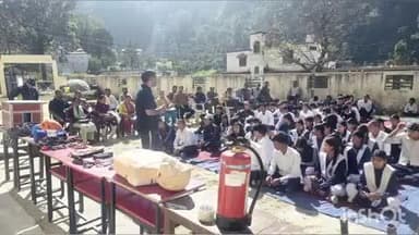जोशियाड़ा: जिला आपदा प्रबंधन प्राधिकरण ने राजकीय इंटर कॉलेज गंगोरी के छात्र-छात्राओं को आपदा संबंधी जन जागरूकता प्रशिक्षण दिया