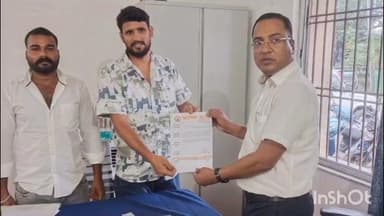 मंझिआंव: करणी सेना के प्रखंड अध्यक्ष और सचिव ने मझिआंव सीओ प्रमोद कुमार को प्रतिमा लगाने की अनुमति के लिए दिया आवेदन