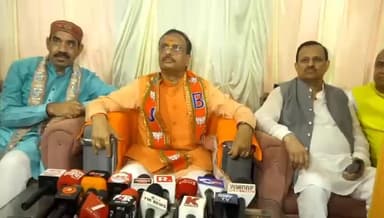 कानपुर: कानपुर पहुंचे पूर्व डिप्टी सीएम दिनेश शर्मा ने प्रेस वार्ता में राहुल गांधी के बयान पर कहा, 'शर्मनाक बयान'