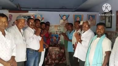 सिल्ली: सिल्ली में कांग्रेसजनों ने इंदिरा गांधी की पुण्यतिथि पर उनकी तस्वीर पर माल्यार्पण कर श्रद्धांजलि दी