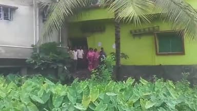 লালগোলা: লালগোলায় সরকারি জমি দখলকে ঘিরে তীব্র চাঞ্চল্য! আতঙ্কে সাধারণ মানুষ!