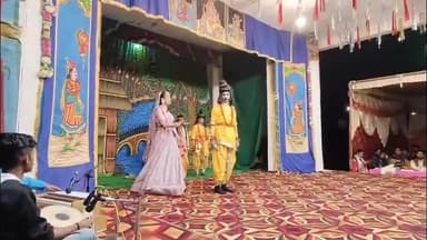 गरुड़: बनतोली में रामलीला का मंचन किया जा रहा, क्षेत्रवासियों में उत्साह, जिला पंचायत अध्यक्ष व ब्लाक प्रमुख गरूड़ रहे मौजूद