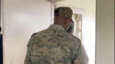 कुकड़ू: डीडीसी ने कुकड़ू प्रखंड कार्यालय का किया निरीक्षण