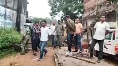 चैनपुर: चैनपुर में किराना दुकान का चदरा उखाड़कर नगदी और सामान की चोरी