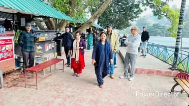 नैनीताल: झील किनारे बोट स्टैंड के समीप सौंदर्यीकरण का निरीक्षण पालिकाध्यक्ष सपना टम्टा ने किया