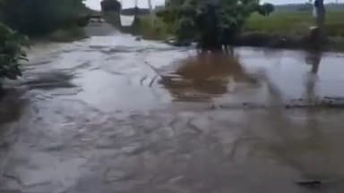 ఓబులాపురం, రెడ్డిగూడెం మధ్య రాకపోకలు బంద్