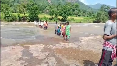 ପାରଳାଖେମୁଣ୍ଡି: ଭାଲିଆ ସାହି ନଦୀରେ ଭାଷୀ ଯାଇ ଜଣେ ବ୍ୟକ୍ତି ନିଖୋଜ