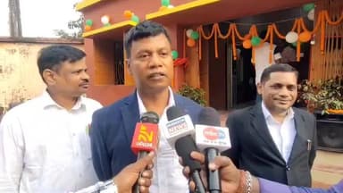 ଅନୁଗୋଳ: ରାଜସ୍ବ ନିରୀକ୍ଷକଙ୍କୁ ଦୁଇ ବର୍ଷ ଜେଲ ଦଣ୍ଡ ହୋଇଥିବା ନେଇ କୋର୍ଟ ଠାରେ ପ୍ରତିକ୍ରିୟା ରଖିଲେ ଅଶ୍ଵିନୀ କୁମାର ମଲ୍ଲିକ