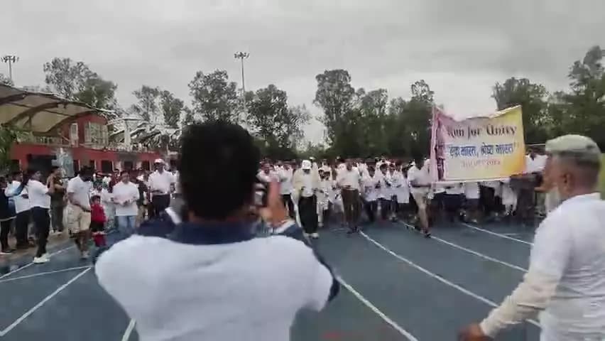 भारत के 562 रियासतों का एकीकरण कर एक भारत श्रेष्ठ भारत की नींव रखने वाले एकता के शिल्पकार, स्वतंत्रता सेनानी, लौह पुरुष #सरदार_वल्लभ_भाई_पटेल के 150वीं जयंती पर आधुनिक रेल डिब्बा कारखाना रायबरेली में #Runforunity