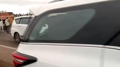 कोलारस: नेशनल हाईवे देहरदा पर आधे घंटे तक लगा जाम, प्रभारी मंत्री प्रद्युम्न सिंह तोमर का काफिला भी फंसा