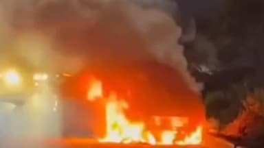 વેજલપુર: અમદાવાદ એસજી હાઇવે જગતપુર રોડ પાસે અચાનક કાર માં આગ લાગી