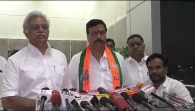 திருச்சி கிழக்கு: பிரதமர் மோடி குறித்து தமிழக முதல்வர் பேசியிருப்பது கண்டனத்துக்குரியது -பாஜக மேலிட இணை பொறுப்பாளர் சுதாகர் ரெட்டி திருச்சி விமான நிலையத்தில் பேட்டி