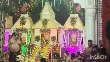 ନବରଙ୍ଗପୁର ପୋଲିସ ଷ୍ଟେସନ: ପାପଡାହାଣ୍ଡି ରେ ସ୍ୱାମୀ ଆୟପାଙ୍କ ର ଅଗ୍ନି ପୂଜା ଅନୁଷ୍ଠିତ, ନିଆଁରେ ଚାଲିଲେ ଶହ ଶହ ଆୟପ୍ପା ମାଳାଧାରୀ