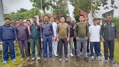 अल्बर्ट एक्का (जारी): राष्ट्रीय एकता दिवस पर जारी थाना द्वारा रन फॉर यूनिटी के तहत प्रभातफेरी