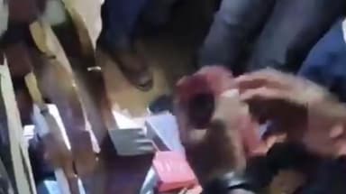 নীলবাগানত মোৰাঝাৰ আৰক্ষীয়ে অভিযান চলাই ১৭টা ড্ৰাগছ ভৰ্তি চাবোনৰ বাকচ সহ আটক কৰে দুজনক