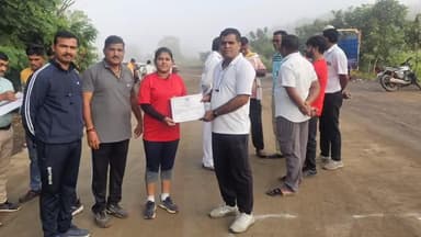 भोकरदन: पारध येथे सरदार वल्लभभाई पटेल यांच्या 150 व्या जयंतीनिमित्त पोलीस ठाण्याच्या वतीने घेण्यात आली मॅरेथॉन स्पर्धा