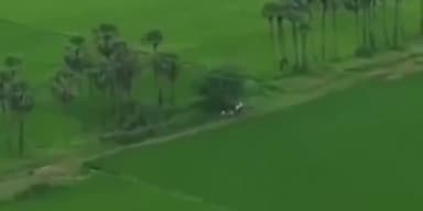 గుడివాడ: గుడివాడలో పోలీసుల అదుపులో పేకాటరాయుళ్లు