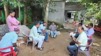 ପାଟକୁରା: କରିଲପାଟଣାରେ ବରିଷ୍ଠ ସମାଜସେବୀ ନିମାଇଁ ରାଉତଙ୍କ ବିୟୋଗରେ ଘରେ ପହଞ୍ଚି ସମବେଦନା ଜଣାଇଲେ ରାଜ୍ୟ ବିଜେପି ମୁଖପାତ୍ର ତେଯେଶ୍ୱର ପରିଡା