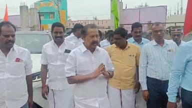 திருவெண்ணைநல்லூர்: திருவெண்ணெய்ய்நல்லூரில் 
கரூர் சம்பவத்தில் சட்டத்தின் படி நடவடிக்கை எடுப்பவர் முதல்வர் VCK தலைவர் திருமாவளவன் வேண்டுகோளை பரிசிலீத்து முதல் நடவடிக்கை எ