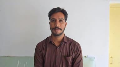#बड़वानी जिले की अंजड तहसील के ग्राम चकेरी निवासी श्री पुष्पेंद्र तोमर ने अतिवृष्टि के कारण कपास फसल को पहुंची क्षति के...