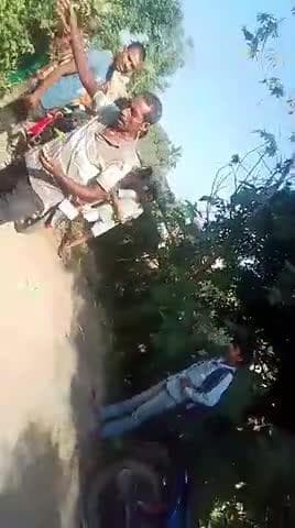 थाना पिपरा जिला सुपौल भैया कमरिया रामनगर पंचायत में सुबह 7:00 बजे की घटना गर्मी बंधु से निवेदन है कि ज्यादा सेज्यादा स्क