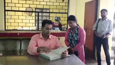 ⏩नगरीय प्रशासन आयुक्त ने नए बस स्टैंड स्थित दीन दयाल रसोई का किया निरीक्षण
#jansamparkmp
#उमरिया
#umaria
