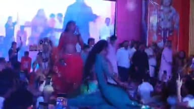 #कानपुर में शास्त्री नगर रामलीला कमेटी में अश्लील डांस।।