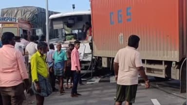 காரியமங்கலம்: மாட்லாம்பட்டி சாலையில் கண்டைனர் லாரி பஸ் மோதி விபத்து
