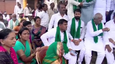 ಇಂಡಿ: ಕೇಡಗಿ ಗ್ರಾಮದಲ್ಲಿ ನೆರೆ ಸಂತ್ರಸ್ತರ ಆಹ್ವಾಲು ಆಲಿಸಿದ ವಿಪಕ್ಷ ನಾಯಕ ಆರ್ ಅಶೋಕ್