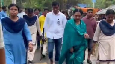 মোহনপুর: মোহনপুরে জয়চন্ডীর মন্দিরে নিজের করা মানত শোধ করলেন সাংসদ জুন!