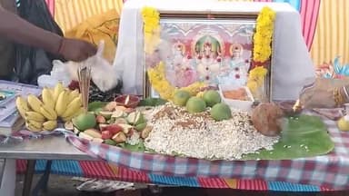 வண்டலூர்: ஜி எஸ் டி சாலையில் பாட்டாளி தொழிற்சங்கம் சார்பில் ஆயுதபூஜை விழா மிகச் சிறப்பாக நடைபெற்றது