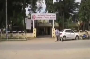 ಹಾರೋಹಳ್ಳಿ: ದೊಡ್ಡಮುದವಾಡಿ ಬಳಿ ಅಕ್ರಮವಾಗಿ ಎಮ್ಮೆಗಳ ಸಾಗಾಟ