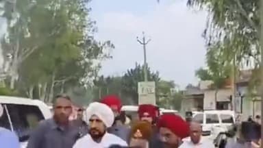 ਤਪਾ: ਪਿੰਡ ਸਹਿਣਾ ਚ ਹੋਈ ਸੁਖਮਿੰਦਰ ਸਿੰਘ ਕਲਕੱਤਾ ਦੇ ਕਤਲ ਤੋਂ ਬਾਅਦ ਲੱਗੇ ਧਰਨੇ ਦੌਰਾਨ ਪਹੁੰਚੇ ਸਾਬਕਾ ਮੁੱਖ ਮੰਤਰੀ ਪੰਜਾਬ ਚਰਨਜੀਤ ਸਿੰਘ ਚੰਨੀ