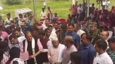 पांडू: मुरुमातू के 10 महादलित परिवारों को 4 साल बाद मिला जमीन का पट्टा, लौटी चेहरे पर खुशी