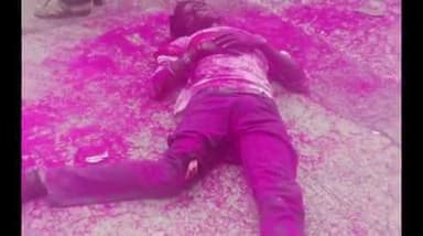 माहूर: माहुर गडावरील गरूडगंगा पुलाजवळील वळणावर कार व दुचाकीची समोरा समोर धडक;पायाचे हाड मोडल्याने एक गंभीर.१०८ने यवतमाळला हलवले