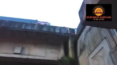 चाण्डिल : एनएच 33 की चौका ओवरब्रिज पर बड़ी दुर्घटना टली, बाल बाल बचे राहगीर #chandilnews #nh33 #chowkanews #jansamasya