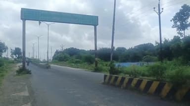 राजपुर: राजपुर बड़वानी रोड पर साइन बोर्ड छोटा, यातायात अव्यवस्था से बढ़ा हादसों का खतरा प्रशासन की चुप्पी पर उठे सवाल#jansamshya