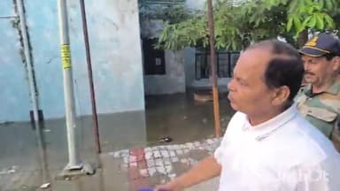 मुशहरी: मुजफ्फरपुर सदर एसपताल के जल जमाव से खुद अधिकारी और कर्मी परेशन है बरसात भर लगा रहता है।#jansmsya