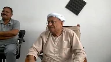 वैशाली: पूर्व मंत्री वीर सिंह पटेल ने भतीजे के खिलाफ चुनावी मैदान में उतरे, वैशाली विधानसभा से लड़ेंगे निर्दलीय चुनाव