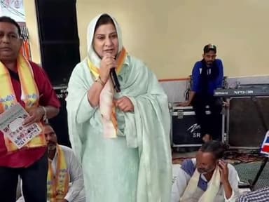 ਨਕੋਦਰ: ਨੂਰਮਹਿਲ ਪੁਰਾਣਾ ਅੱਡਾ ਨੂਰਮਹਿਲ ਵਿਖੇ ਭਗਵਾਨ ਵਾਲਮੀਕੀ ਜੀ ਦੇ ਮੰਦਿਰ ਵਿੱਚ ਪ੍ਰਗਟ ਦਿਵਸ ਤੇ ਸਬੰਧ ਵਿੱਚ ਕਰਾਏ ਗਿਆ ਸਮਾਗਮ