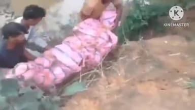 ওন্দা: দুইদিন ধরে নিখোঁজ থাকা সুশান্ত ঘোষ নামে এক যুবকের মৃতদেহ উদ্ধার হল সিয়ারা গ্রামের একটি খালের জল থেকে