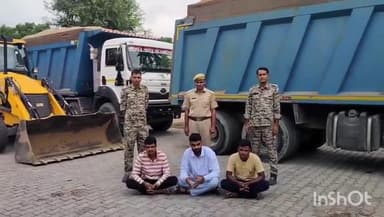 ##PS जसनगर:- सरहद मोजा झीटींया से दो डम्पर अवैध बजरी से भरे हुए एवं एक जेसीबी मशीन जब्त कर, तीनों चालक आरोपियों को किया #गिरफ्तार।