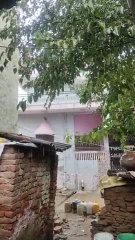 Kotkasim me barish
Tej barish