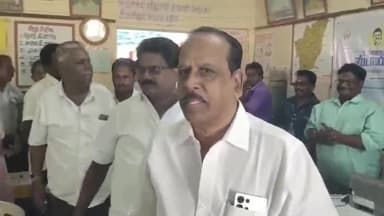 வாலாஜாபாத்: மருதம் ஊராட்சியில் உங்களுடன் ஸ்டாலின் திட்ட முகாமினை உத்திரமேரூர் எம்எல்ஏ ஆய்வு செய்தார்