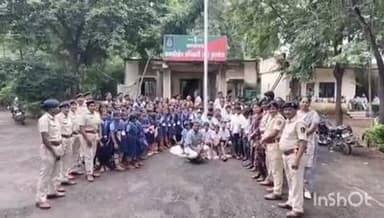 कुरखेडा: कूरखेडा येथे वनविभागाचा वतीने नाचत गात वृक्ष दिंडी काढत वन्यजीव सप्ताहाचा केला समारोप