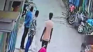 खरीक: खरीक बाजार में टोटो चालक विवाद, पुलिस पर पिटाई का आरोप, युवक घायल, मायागंज रेफर